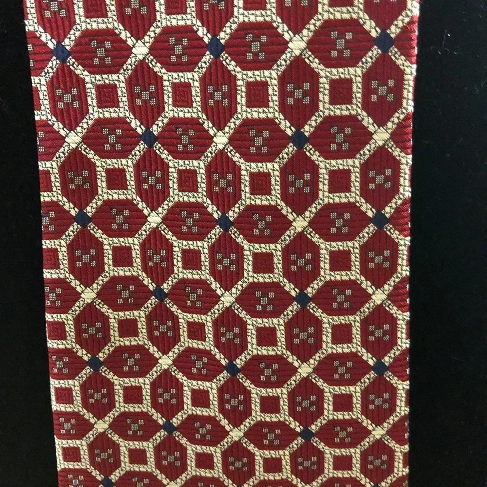 Countess Mara Red Diamond Silk Tie
